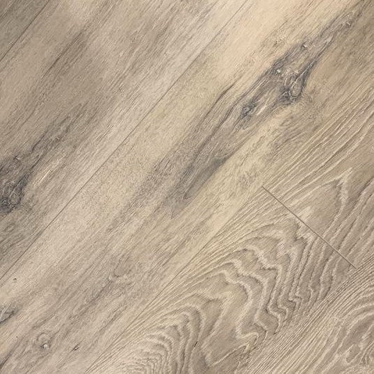 Camden Lake Oak 7 mm T x 8 in. W Laminate Wood Flooring (23.9 sqft/cas